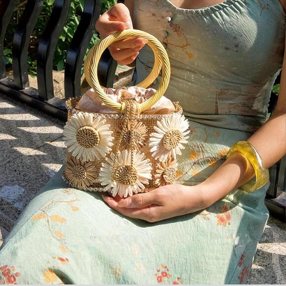 ⚡ Women's Brown White Flower Shaped Rhinestone Metallic Bucket Crossbody Bag - Picture 2 of 8